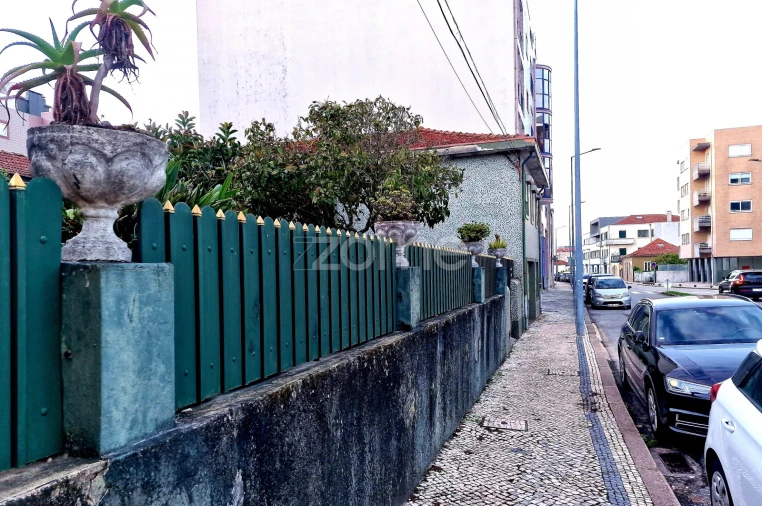 Moradia T5 para Venda em São João da Madeira Foto 14