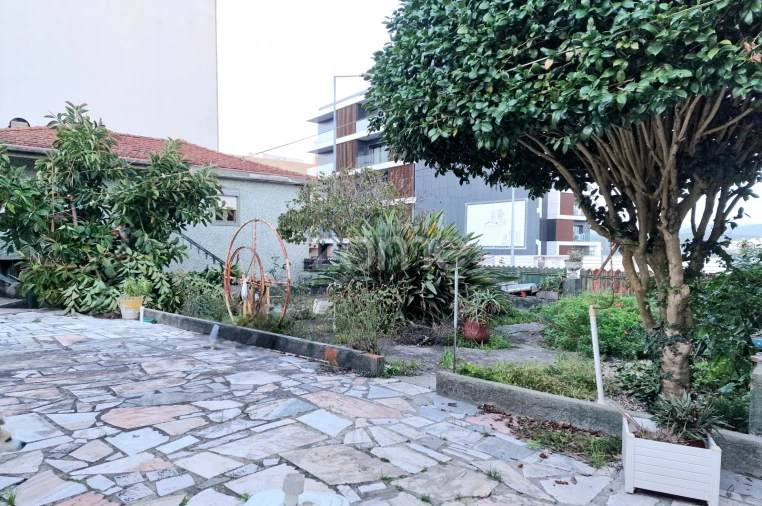 Moradia T5 para Venda em São João da Madeira Foto 10