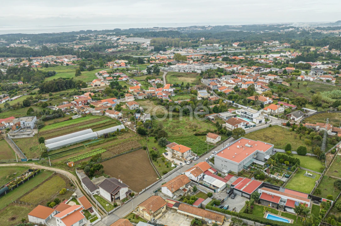 Terreno para Arrendamento em Grijó e Sermonde Foto 12