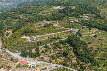 Moradia T4 para Venda em Resende