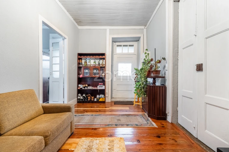 Prédio para Venda em Alfena Foto 5