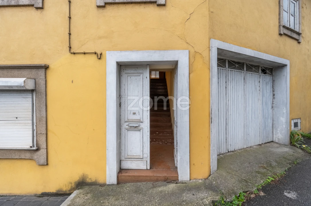 Prédio para Venda em Alfena Foto 22