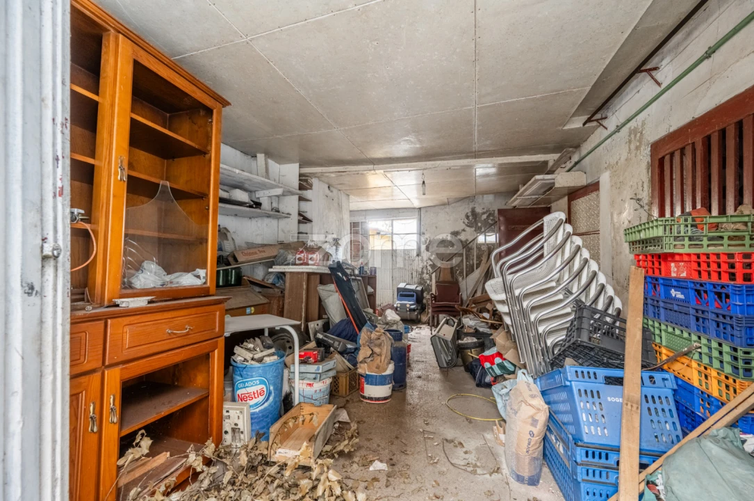 Prédio para Venda em Alfena Foto 31