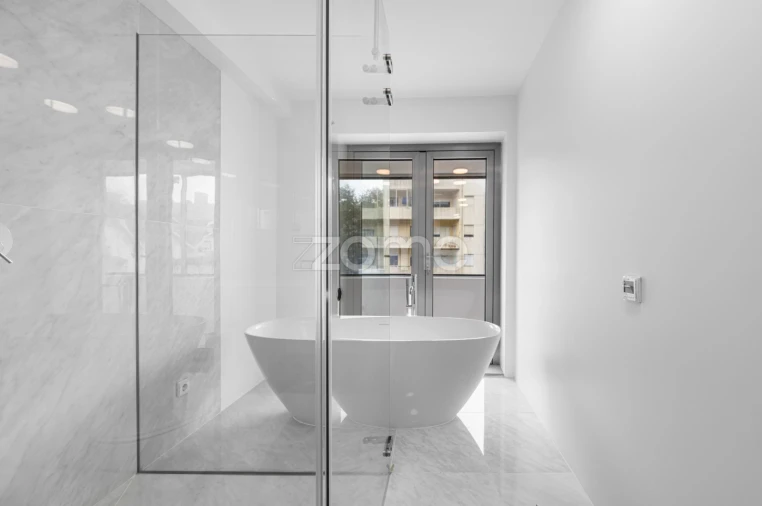 Moradia T3 para Arrendamento em Aldoar, Foz do Douro e Nevogilde Foto 15