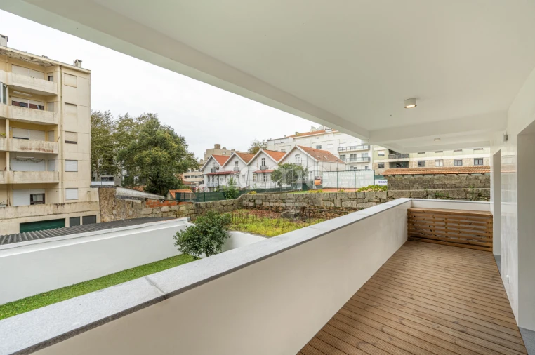 Moradia T3 para Arrendamento em Aldoar, Foz do Douro e Nevogilde Foto 10