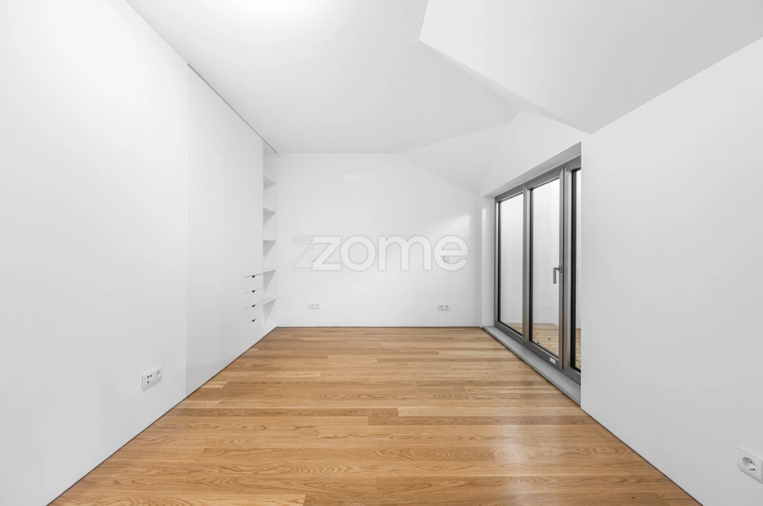 Moradia T3 para Arrendamento em Aldoar, Foz do Douro e Nevogilde Foto 35