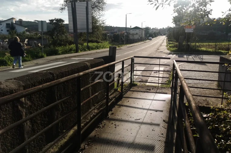 Terreno para Venda em Recarei Foto 17