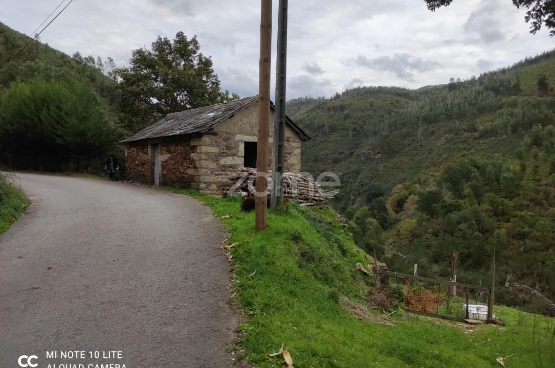 Quinta T2 para Venda em Moldes Foto 4