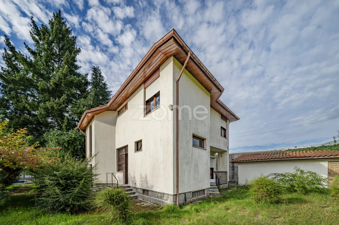 Moradia T5 para Venda em Freixo de Cima e de Baixo Foto 9