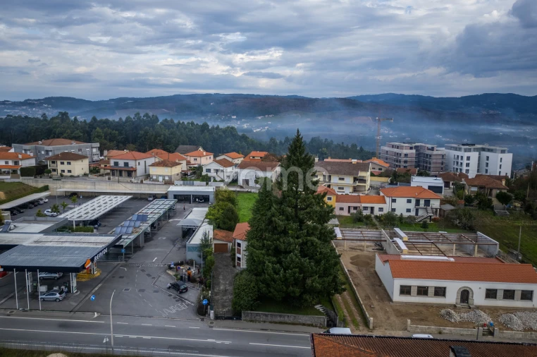 Moradia T5 para Venda em Freixo de Cima e de Baixo Foto 46