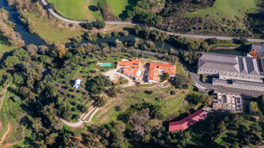 Quinta T15 para Venda em São João Baptista e Santa Maria dos Olivais