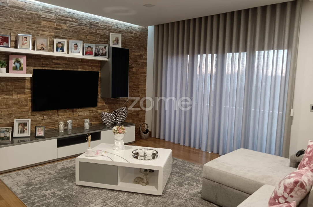 Moradia T3 para Venda em Louredo Foto 25