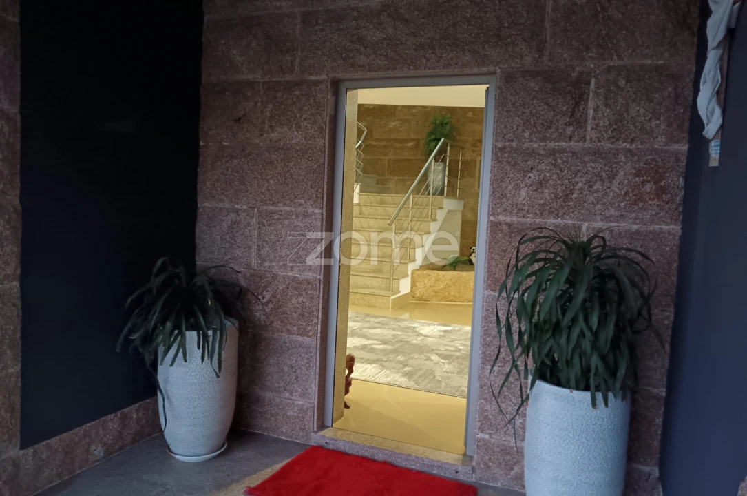 Moradia T3 para Venda em Louredo Foto 14