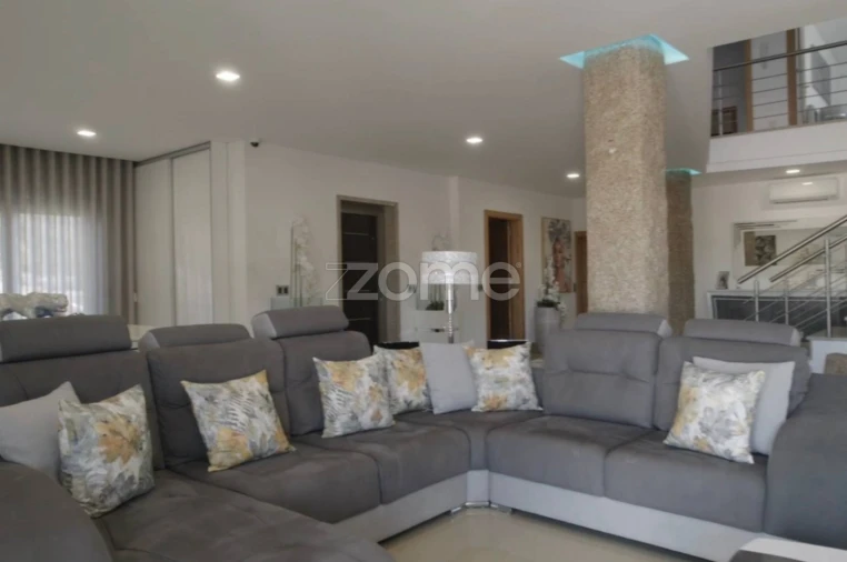 Moradia T3 para Venda em Louredo Foto 19