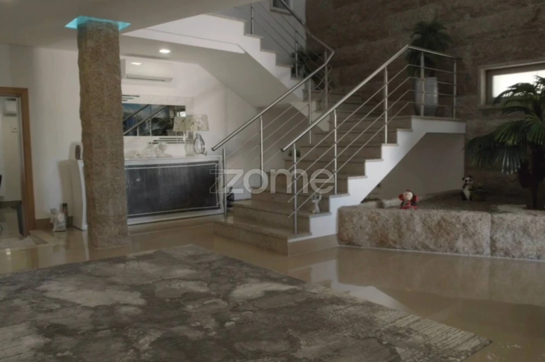 Moradia T3 para Venda em Louredo Foto 21