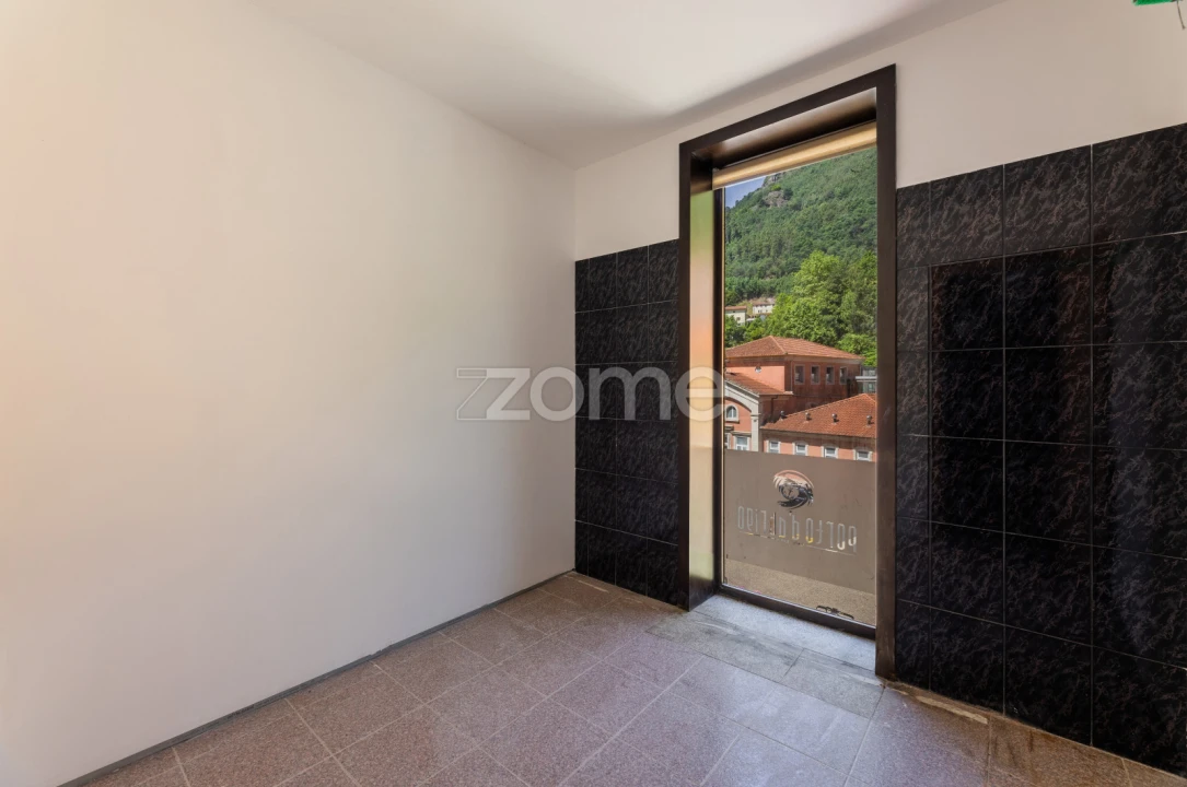 Prédio para Venda em Vilar da Veiga Foto 27