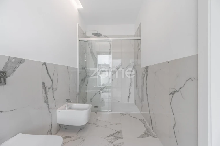 Moradia T3 para Venda em Matosinhos e Leça da Palmeira Foto 40