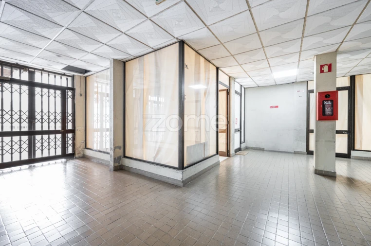 Negócio para Arrendamento em Rebordosa