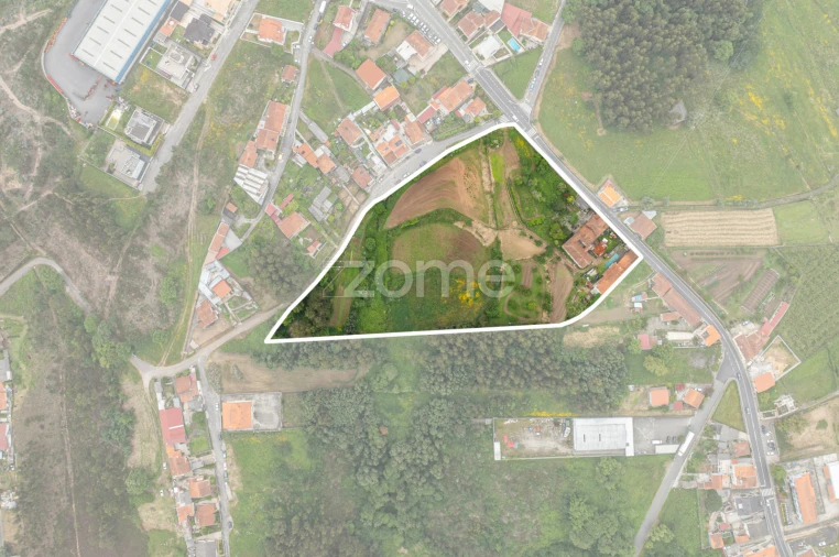 Quinta T4 para Venda em Gondomar (São Cosme), Valbom e Jovim Foto 32