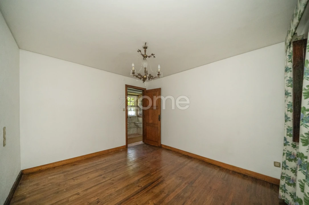 Quinta T4 para Venda em Idães Foto 20