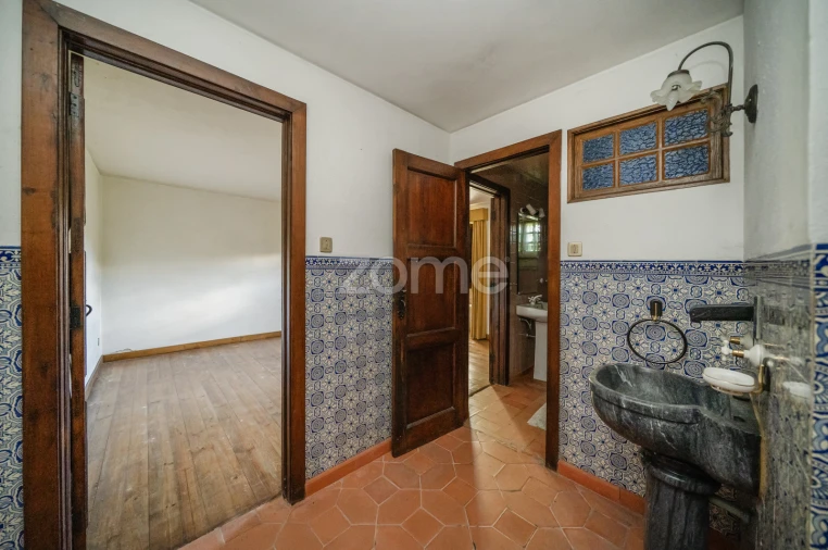 Quinta T4 para Venda em Idães Foto 15