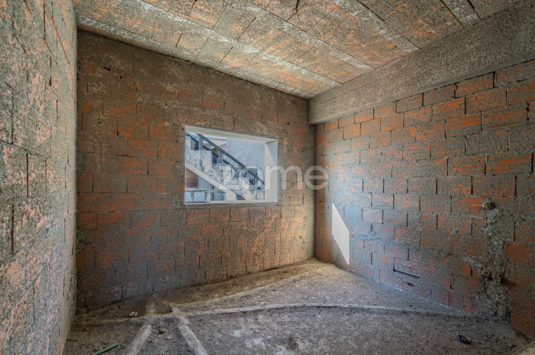 Moradia T4 para Venda em Eja Foto 47