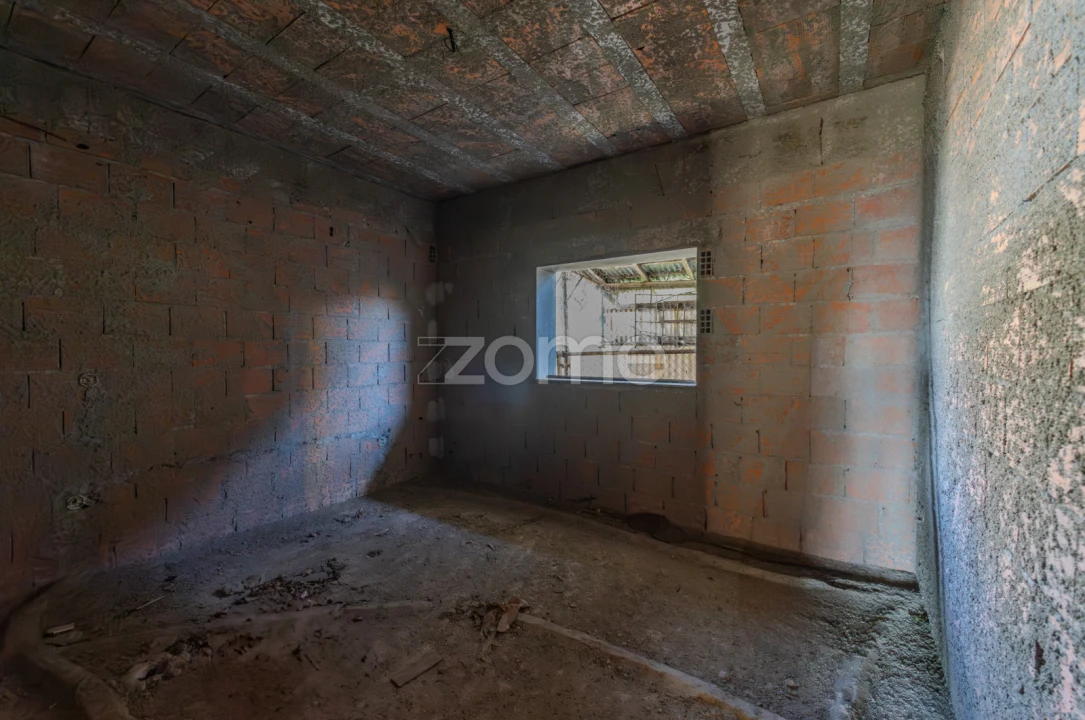 Moradia T4 para Venda em Eja Foto 46