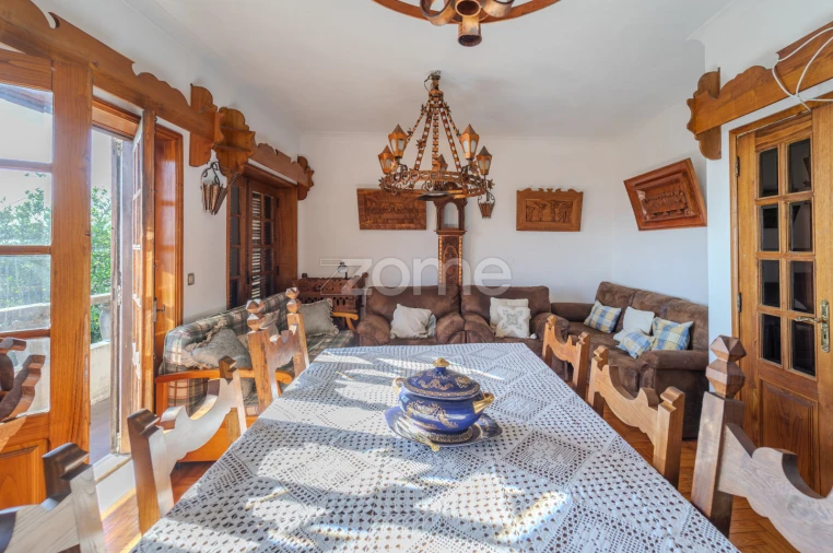 Moradia T4 para Venda em Eja Foto 22