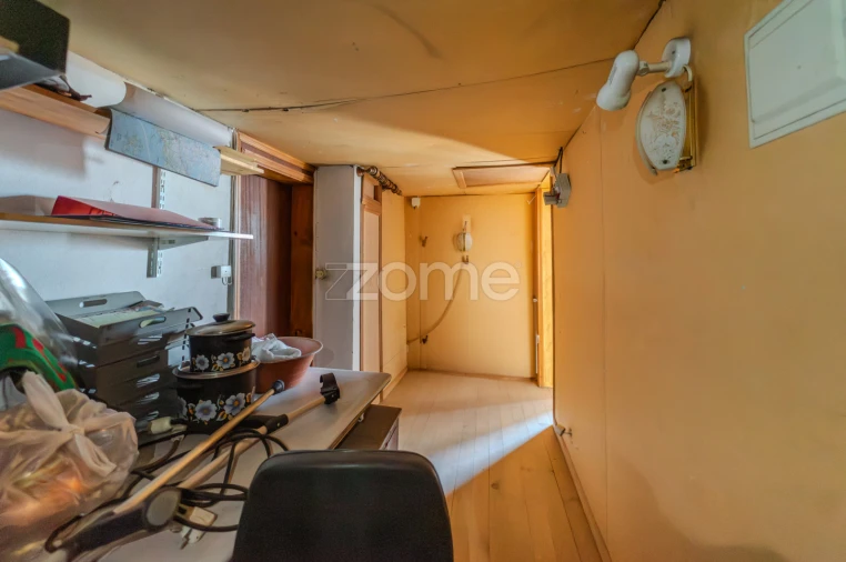 Moradia T4 para Venda em Eja Foto 35