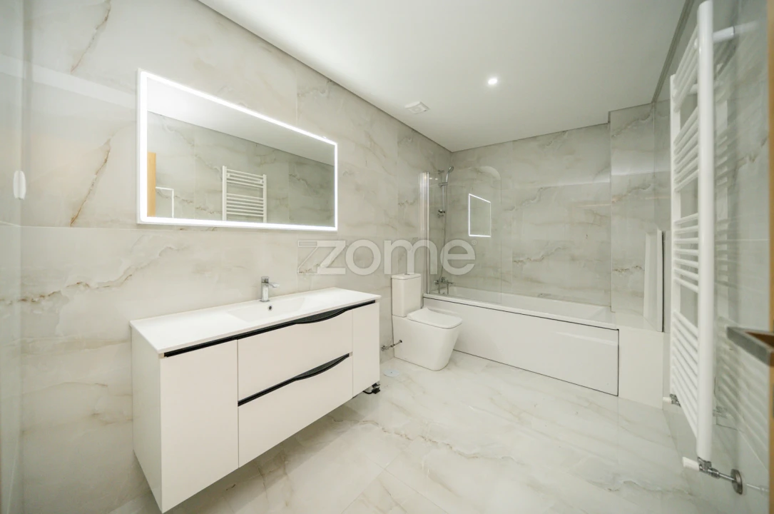 Moradia T5 para Venda em Vila Verde e Barbudo Foto 23