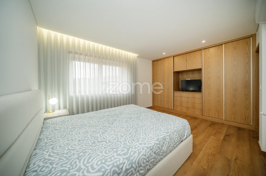 Moradia T5 para Venda em Vila Verde e Barbudo Foto 37