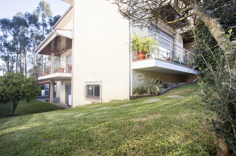 Moradia T4 para Venda em Tadim Foto 15