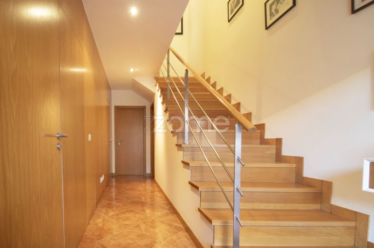 Moradia T4 para Venda em Tadim Foto 32