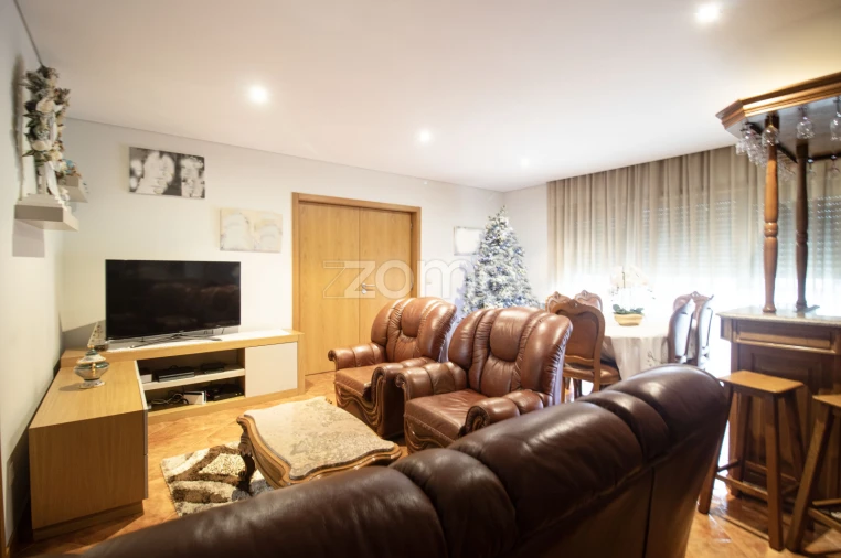 Moradia T4 para Venda em Tadim Foto 40