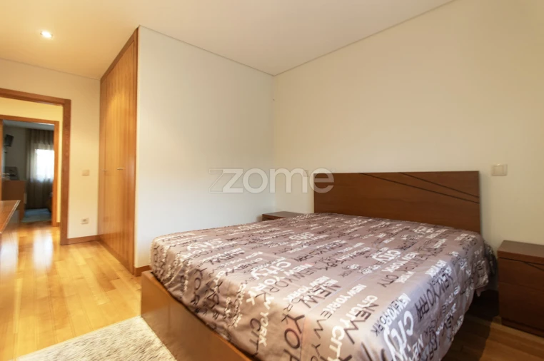 Moradia T4 para Venda em Tadim Foto 49