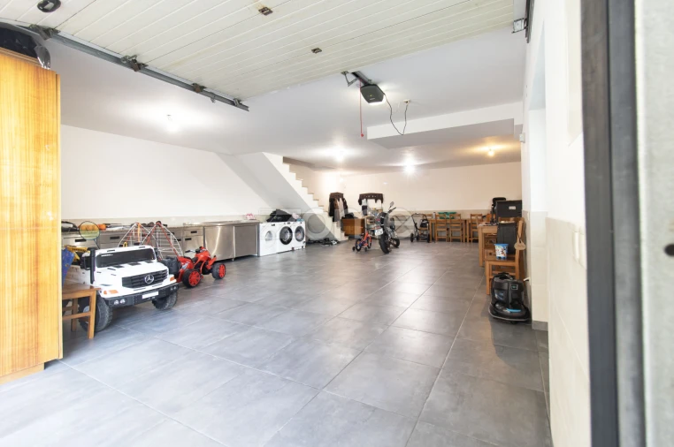 Moradia T4 para Venda em Tadim Foto 29