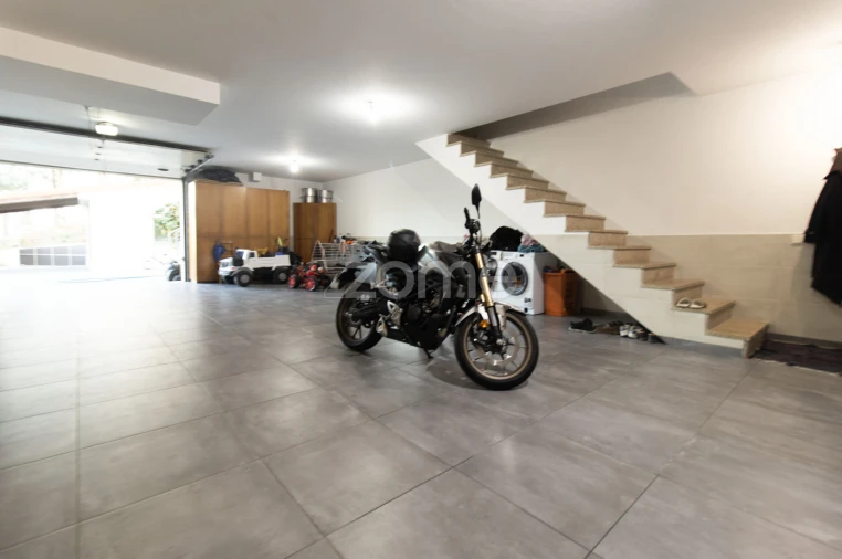 Moradia T4 para Venda em Tadim Foto 30