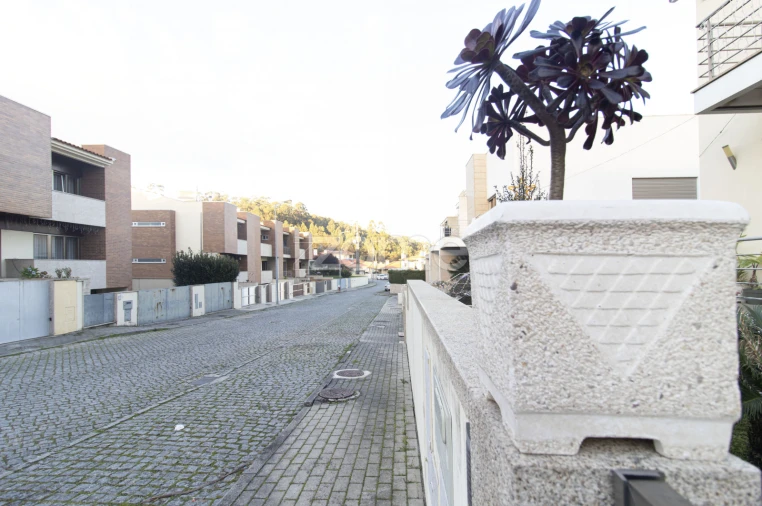 Moradia T4 para Venda em Tadim Foto 4