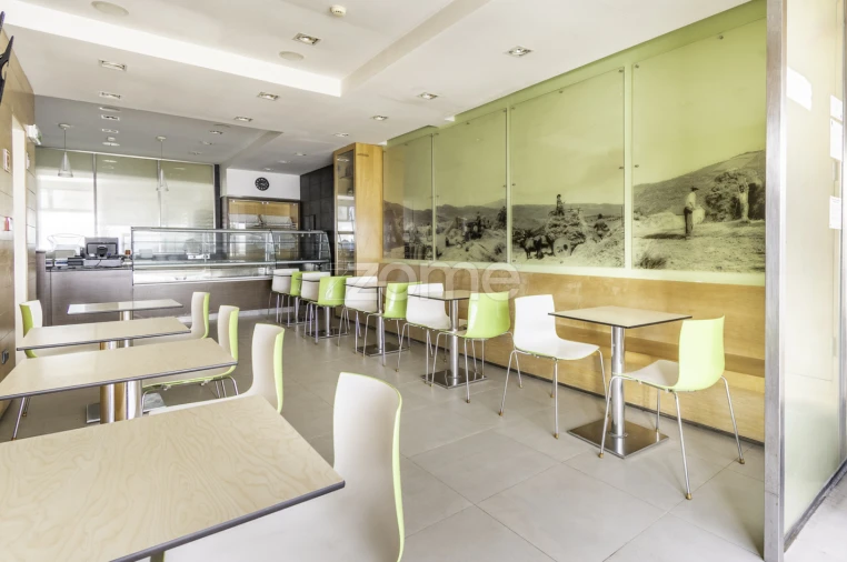 Prédio para Venda em Torre de Moncorvo Foto 7