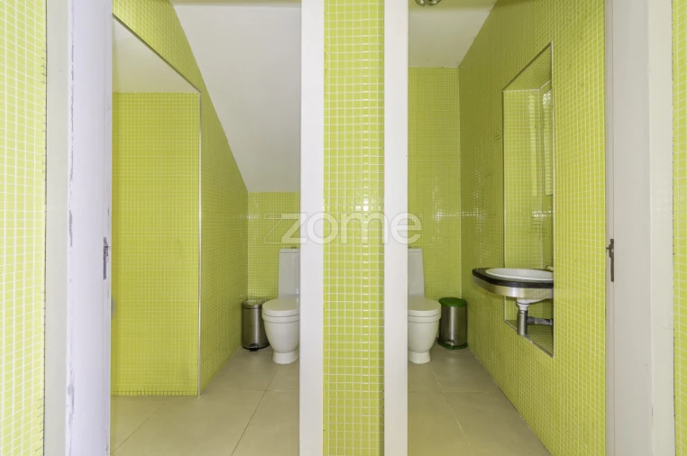 Prédio para Venda em Torre de Moncorvo Foto 18