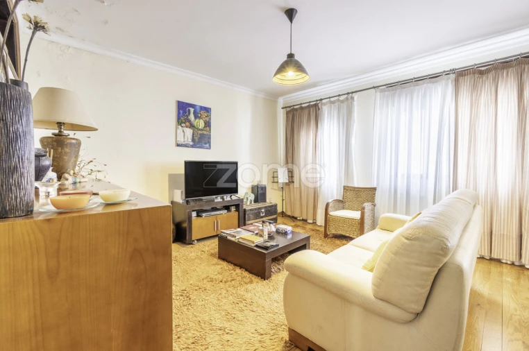 Prédio para Venda em Torre de Moncorvo Foto 28