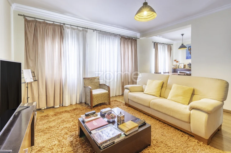 Prédio para Venda em Torre de Moncorvo Foto 29