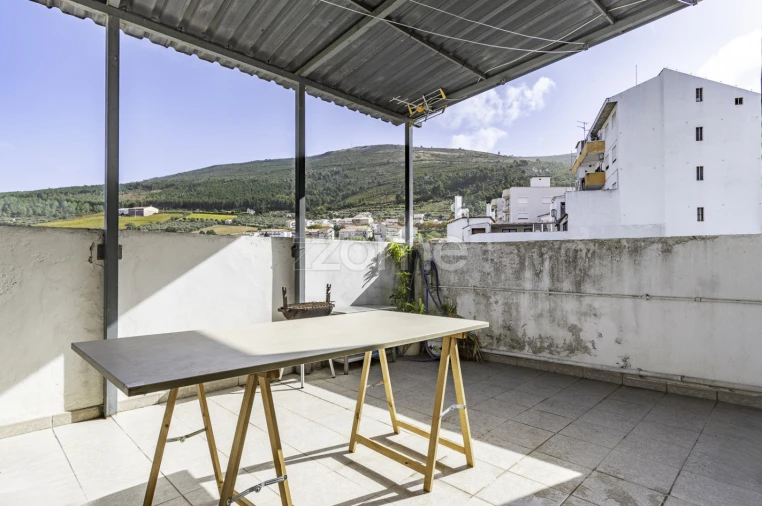 Prédio para Venda em Torre de Moncorvo Foto 39