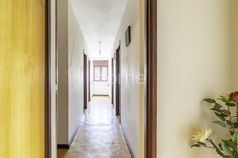 Prédio para Venda em Torre de Moncorvo Foto 44