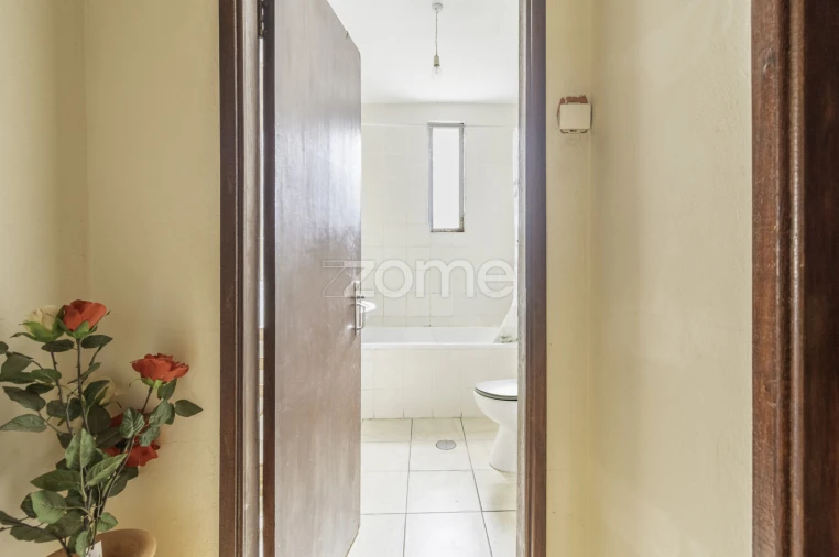 Prédio para Venda em Torre de Moncorvo Foto 47