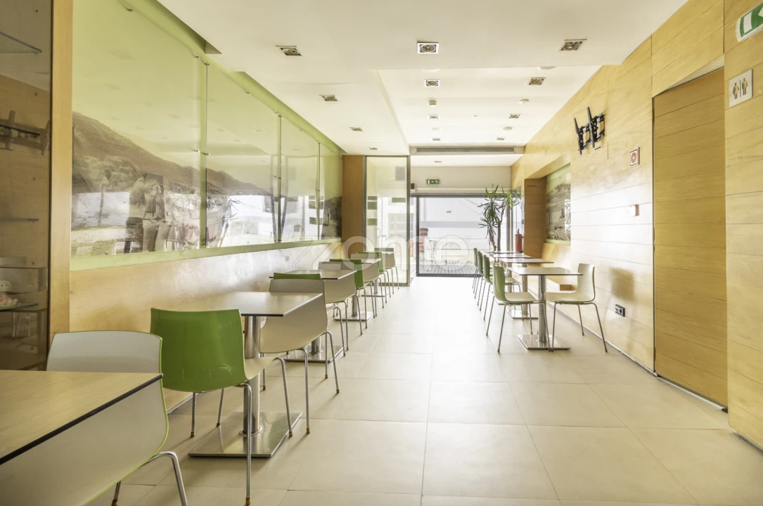 Prédio para Venda em Torre de Moncorvo Foto 6