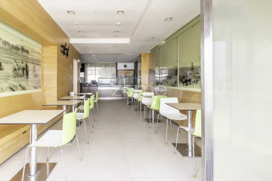 Prédio para Venda em Torre de Moncorvo Foto 1