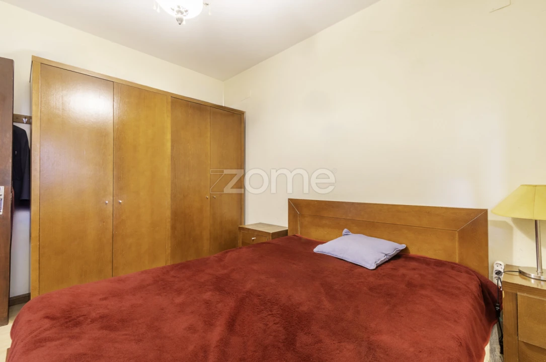 Prédio para Venda em Torre de Moncorvo Foto 36