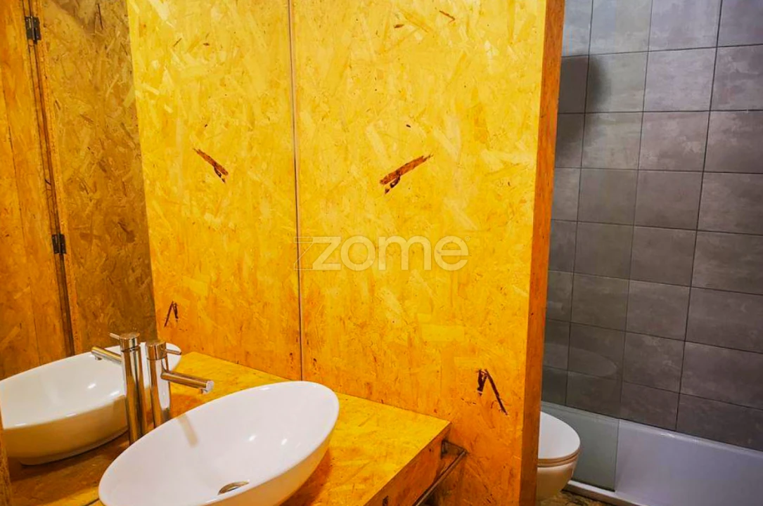 Garagem para Venda em São Vitor (Braga) Foto 3