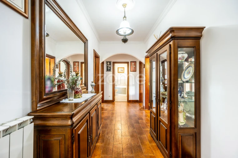 Moradia T4 para Venda em Gove Foto 12